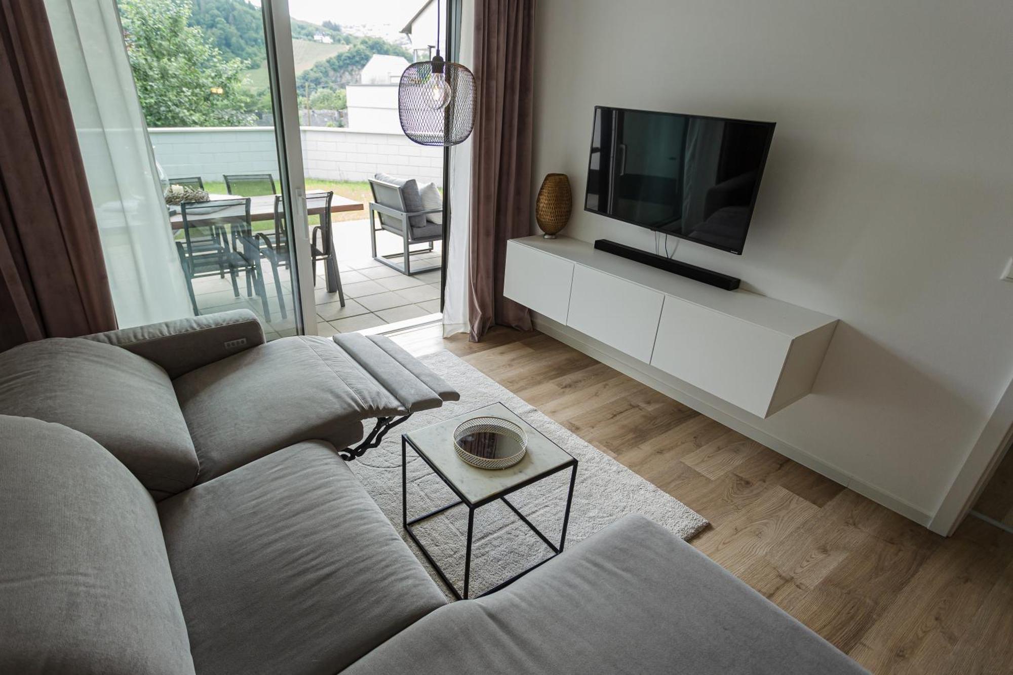 Luxusferienwohnung Moselruhe Bullay Mit Grosser Terrasse Und Schoenem Ausblick エクステリア 写真